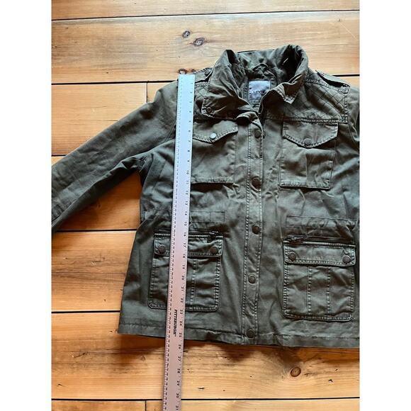 Levi's Women's Army Green Army/Field Jacket coat. Heavy. Lines. Pockets. XL - Picture 9 of 10